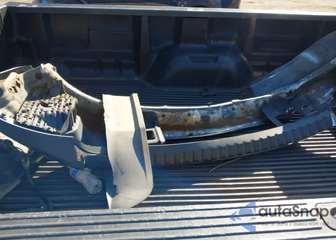 2011 Ford F-250 Xlt z USA, uszkodzony, nr VIN 1FT7W2BT6BEB07351